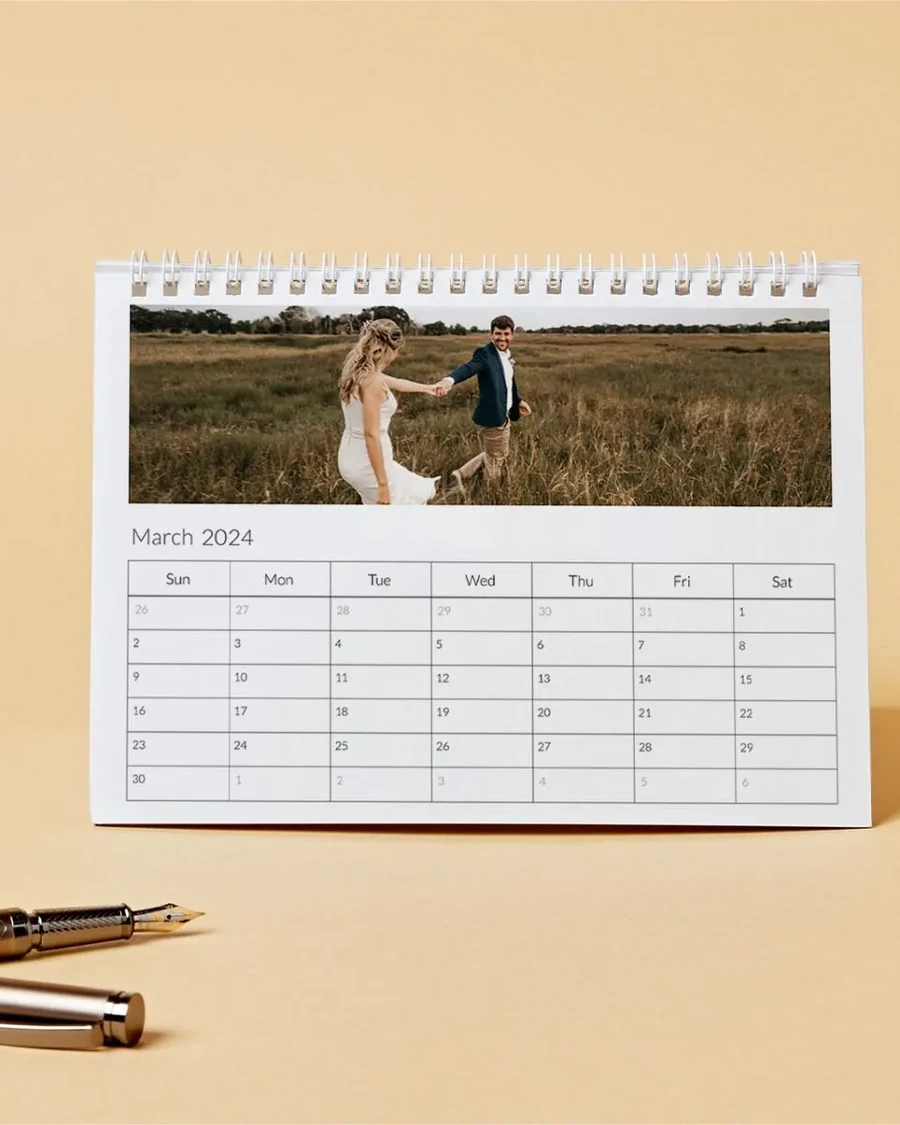 Calendrier de bureau personnalisé avec photo, imprimé chez Mascot Inc.