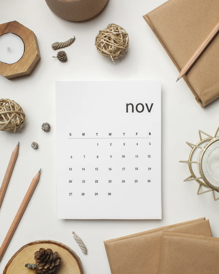 Calendrier de bureau minimaliste, vue du dessus